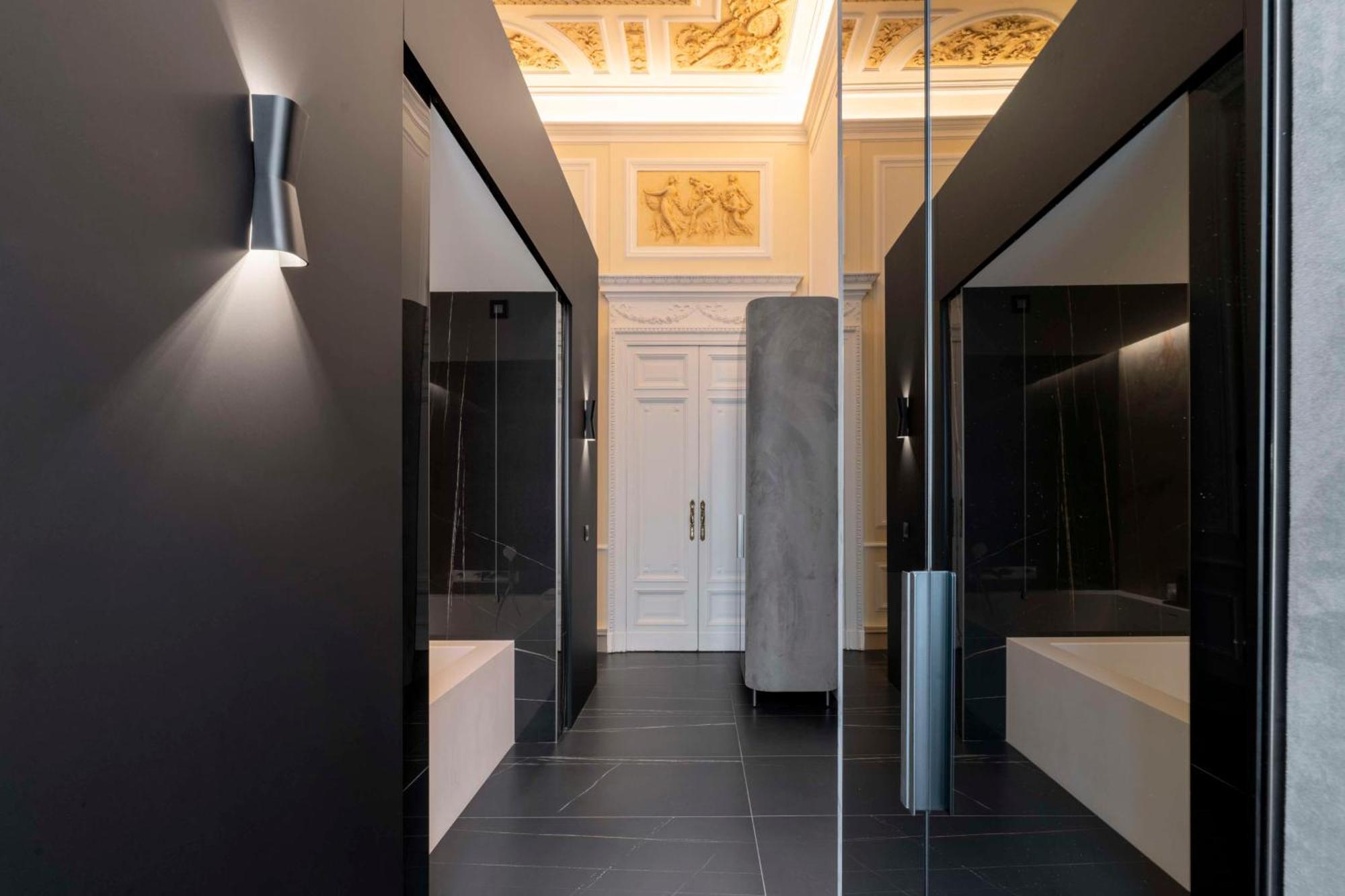 Radisson Collection Hotel, Palazzo Touring Club Mailand Exterior foto The interior of the museum