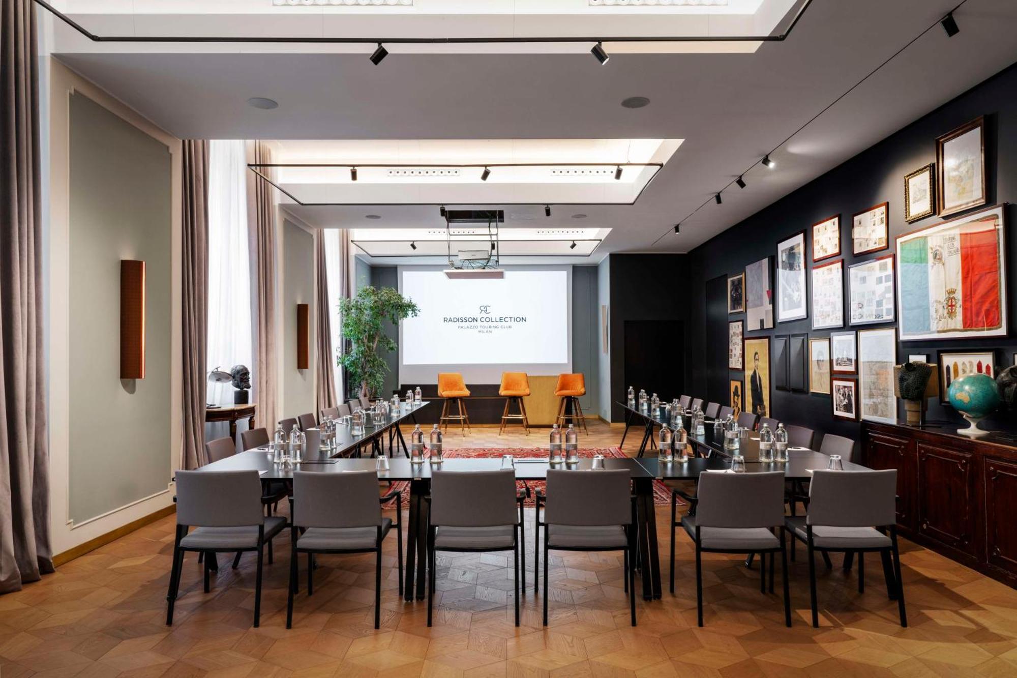 Radisson Collection Hotel, Palazzo Touring Club Mailand Exterior foto